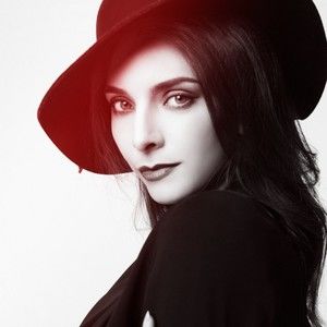 Meet your Posher, Altusa